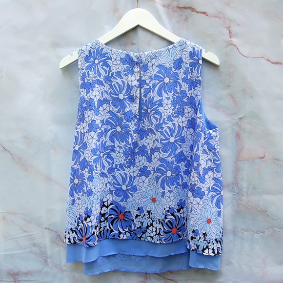 Kaari Blue Sleeveless Flower Pattern Top - Picture 3 of 6